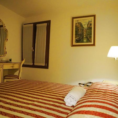Guesthouse Al Profeta Venice Luaran gambar