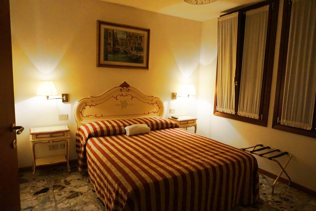 Guesthouse Al Profeta Venice Luaran gambar