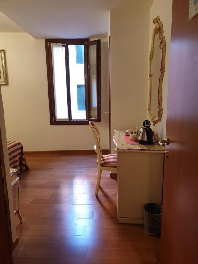 Guesthouse Al Profeta Venice Luaran gambar